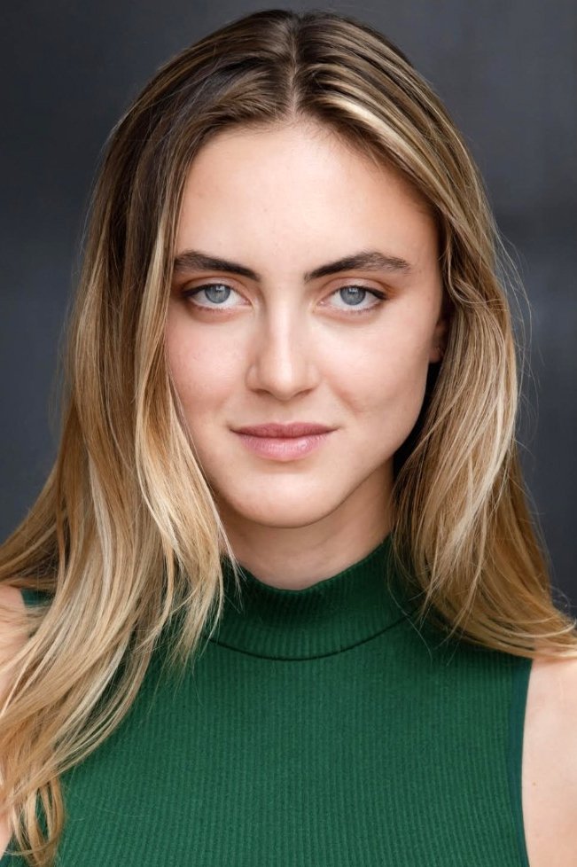 بازیگر Stella Everett  