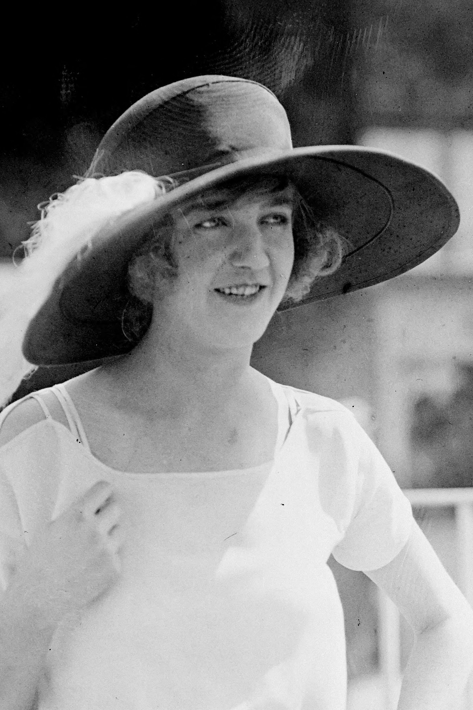 بازیگر Geneviève Félix  
