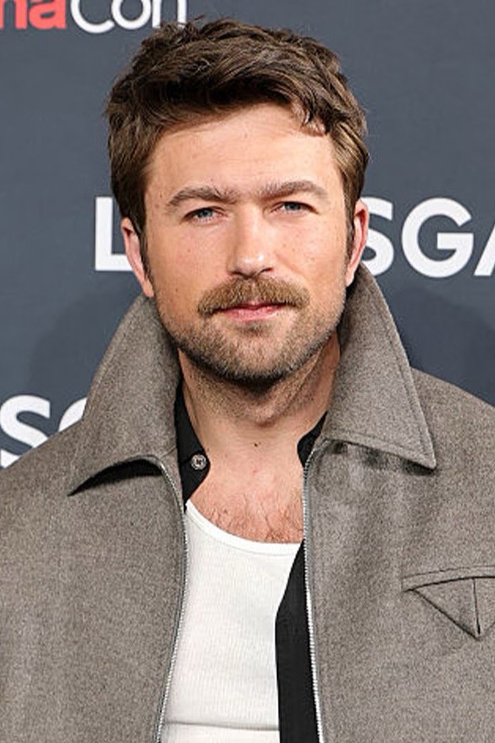 بازیگر Brandon Sklenar  