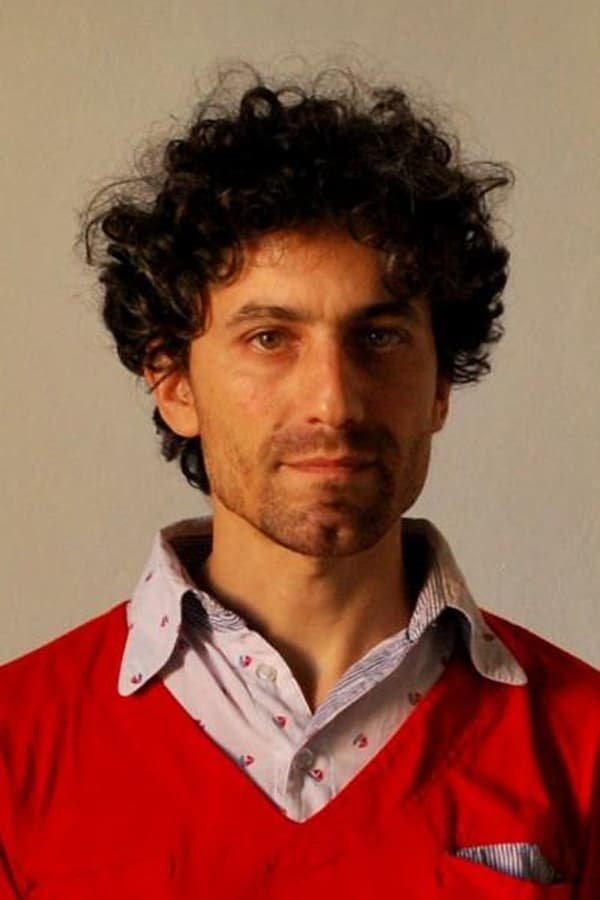 بازیگر Adrián Suárez  