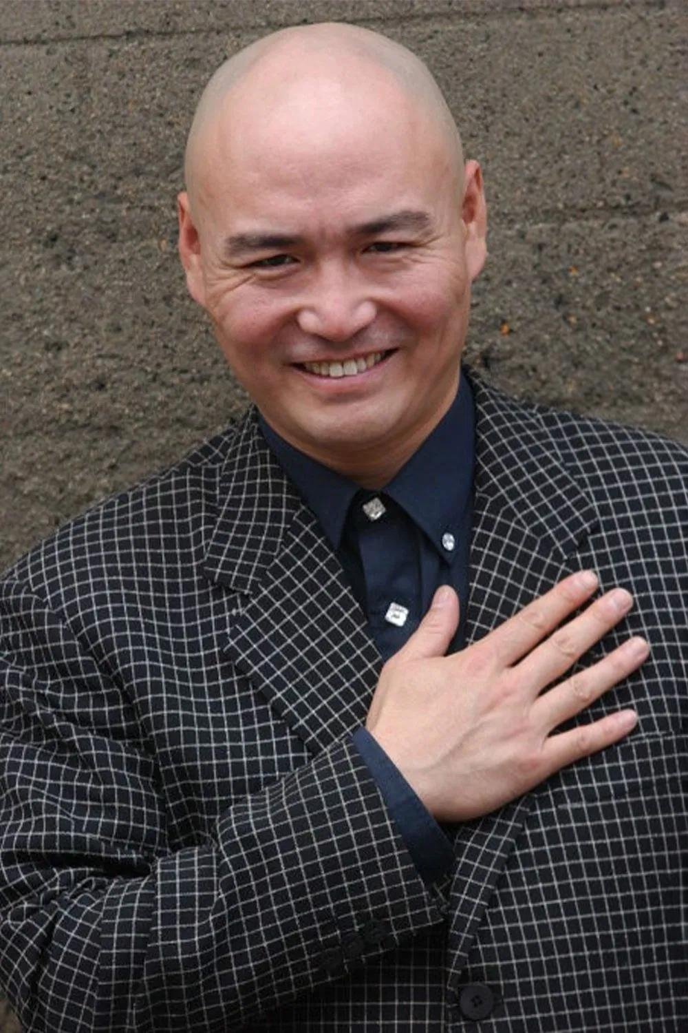 بازیگر Kun Hou  