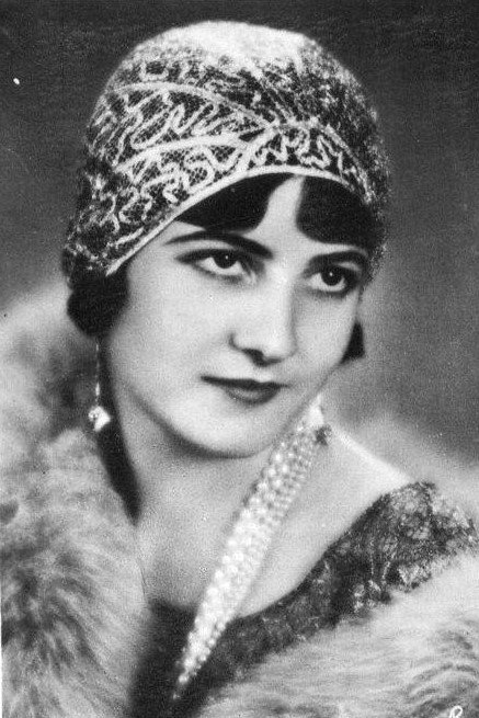 بازیگر Agnes Esterhazy  