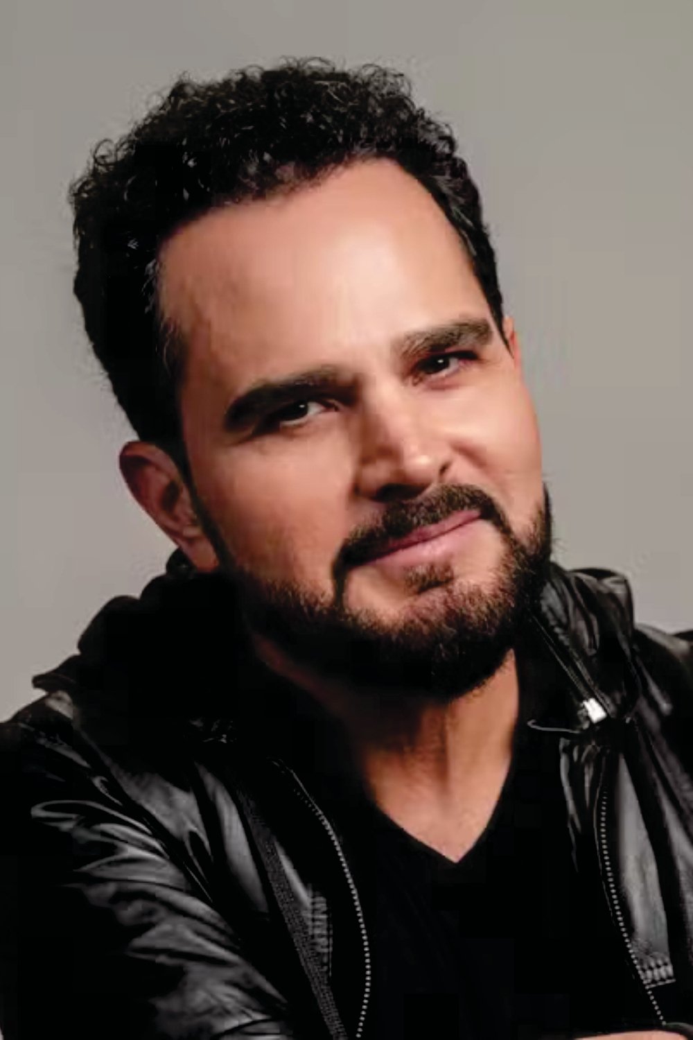 بازیگر Luciano Camargo  