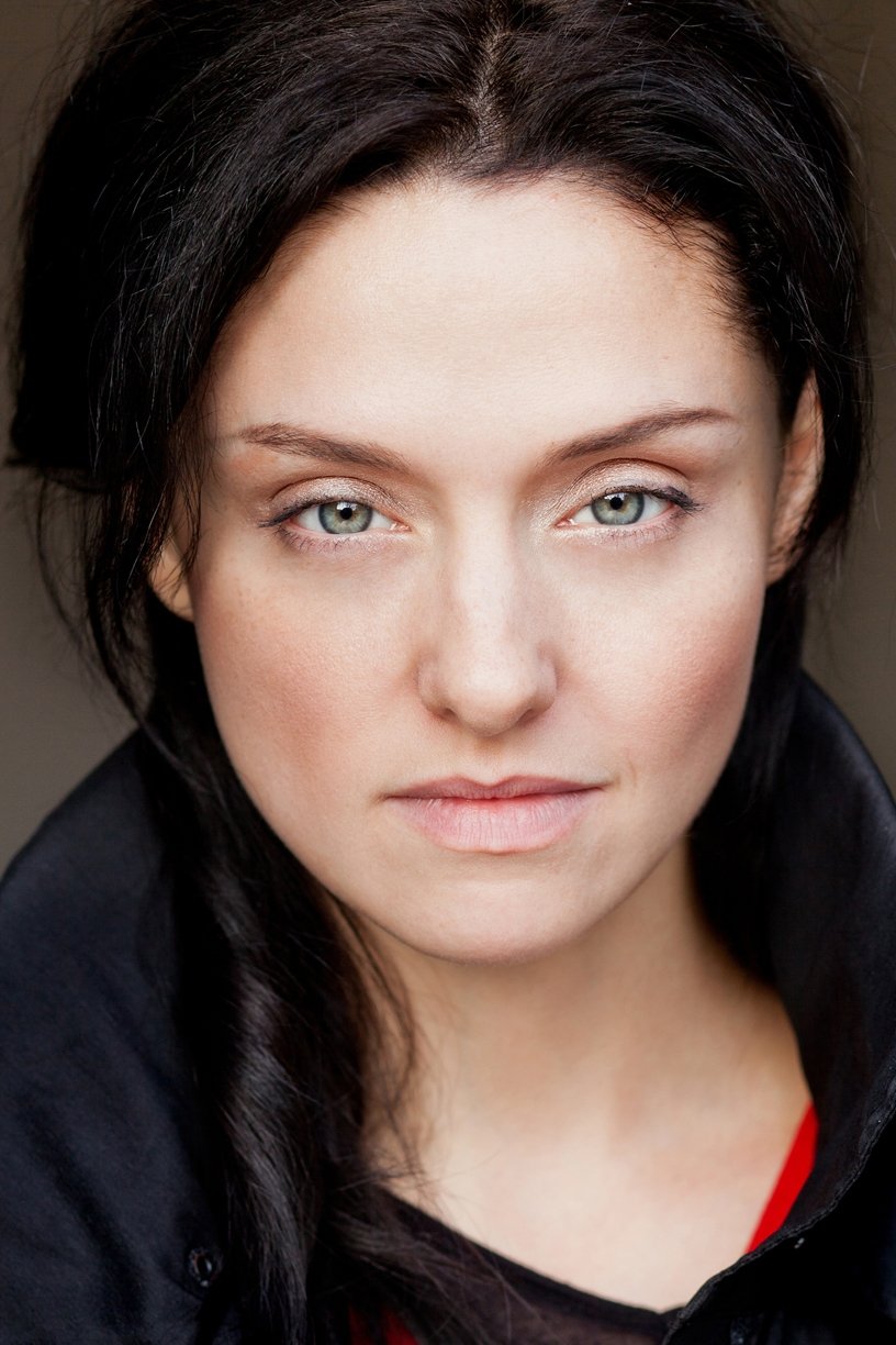 بازیگر Serena Chloe Gardner  