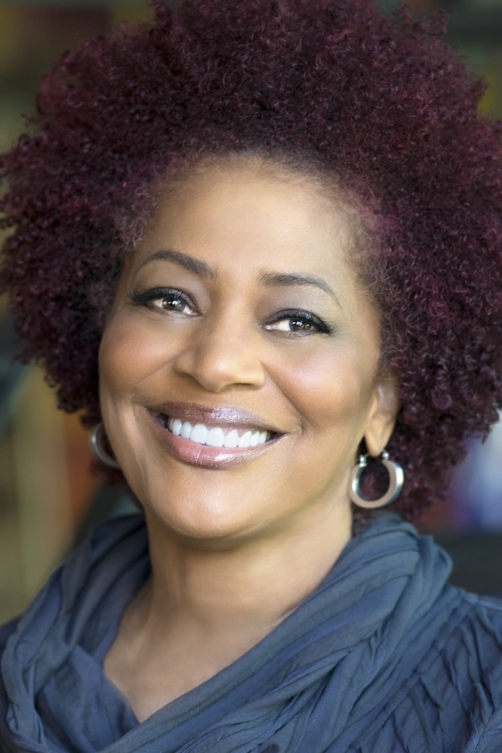 بازیگر Terry McMillan  