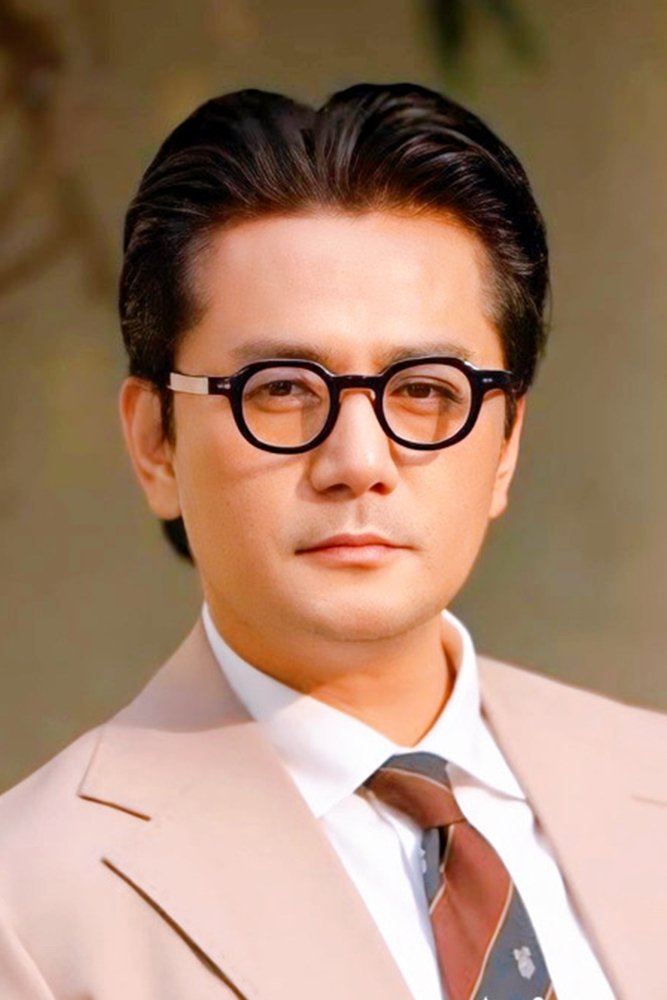 بازیگر Trương Minh Cường  