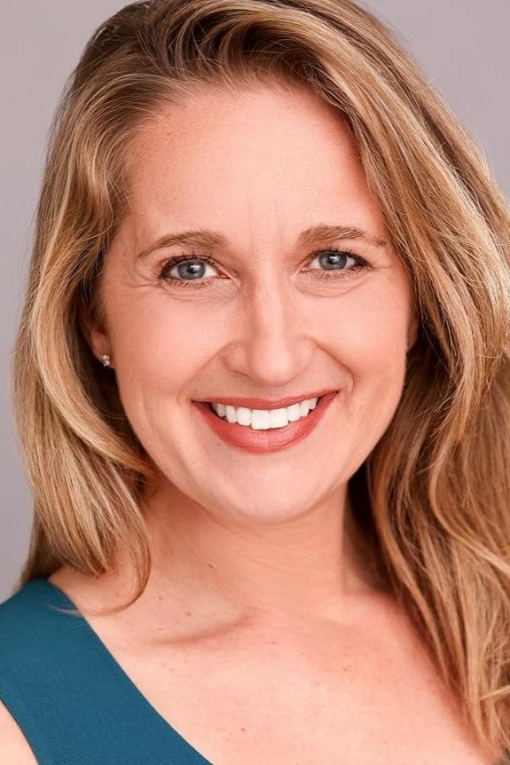 بازیگر Elisabeth Joy  