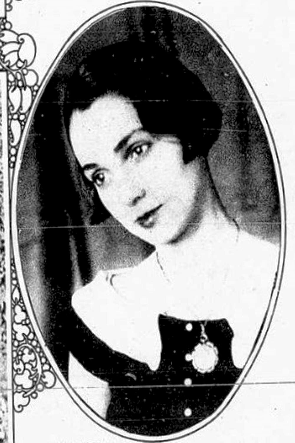 بازیگر Guiomar Teixeira  