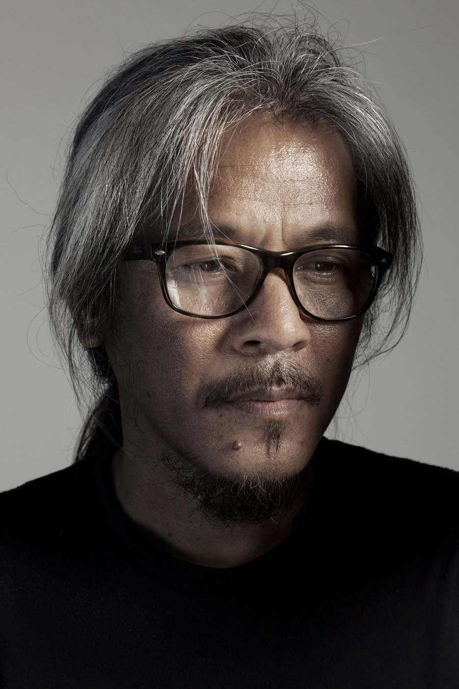 بازیگر Lav Diaz  