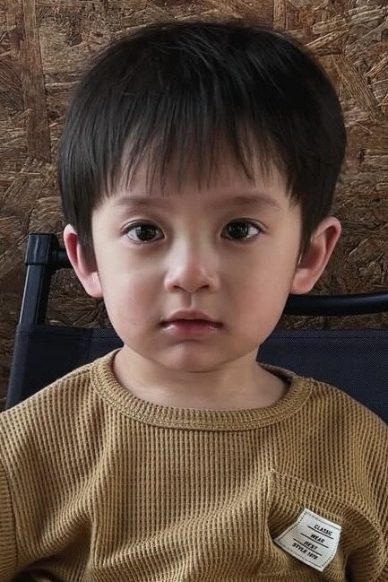 بازیگر 구시우  