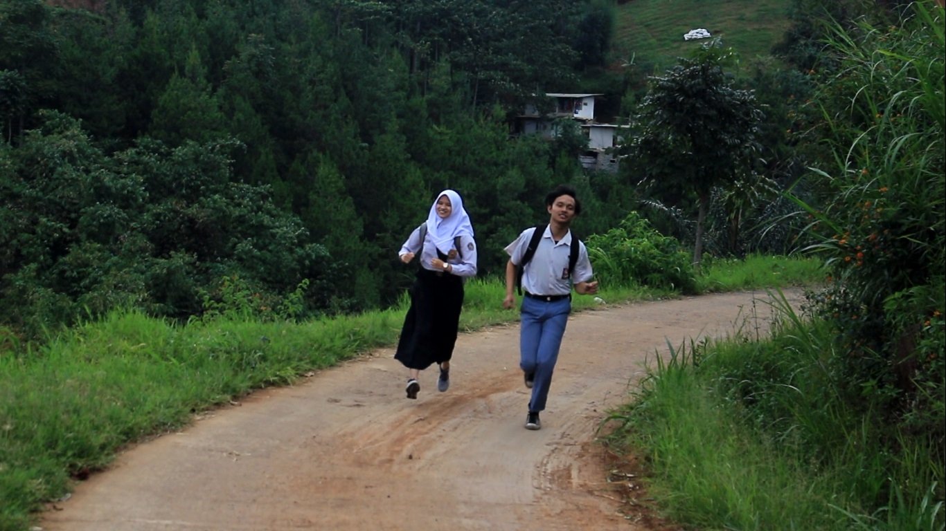 Melangkah Mengadang Busut, Berjalan Sampai ke Perhinggan|Melangkah Mengadang Busut, Berjalan Sampai ke Perhinggan