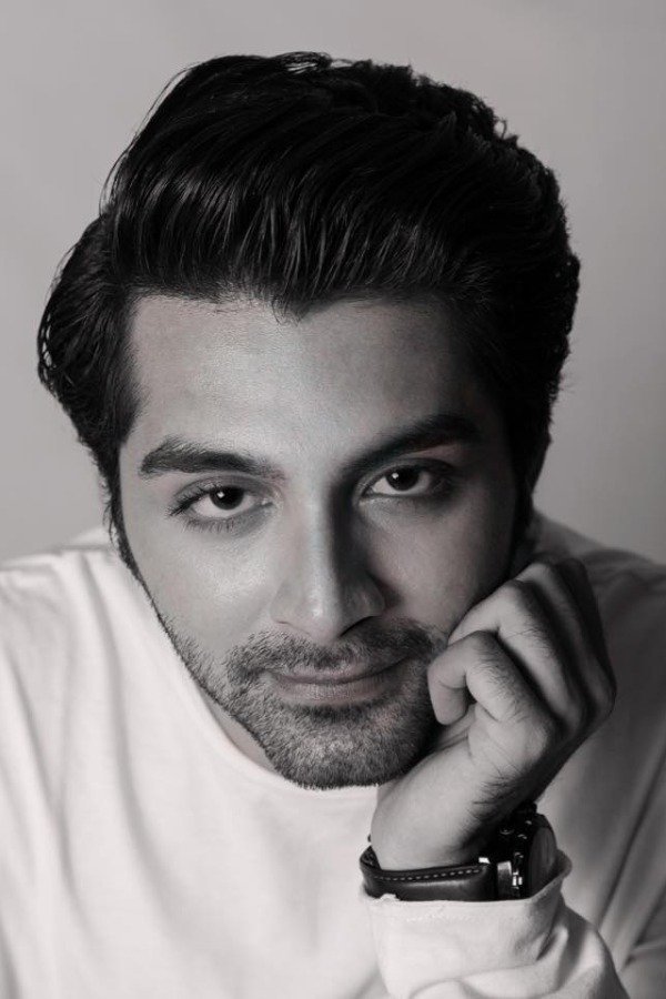 بازیگر Ravi Gohil  