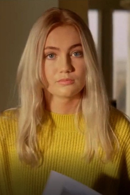 بازیگر Kristín Auður Sophusdóttir  