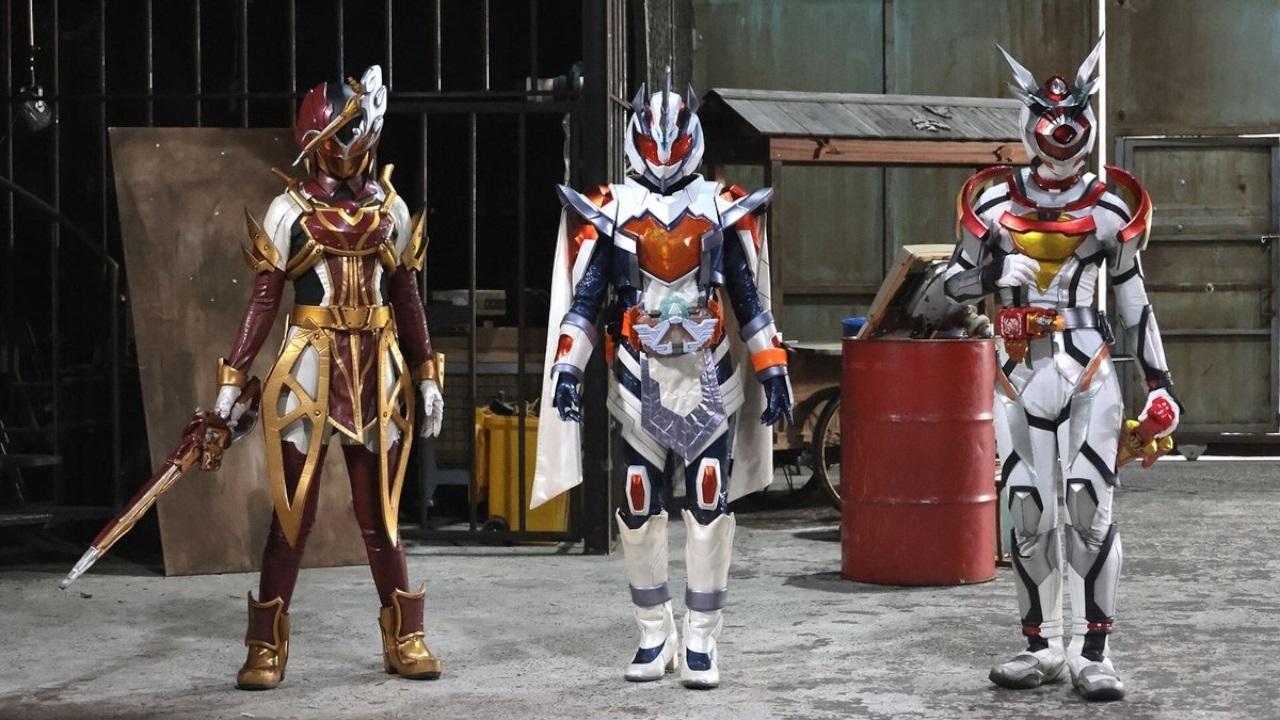 仮面ライダーマジェードｗｉｔｈガールズリミックス|仮面ライダーマジェードｗｉｔｈガールズリミックス