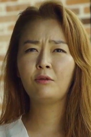بازیگر Eun Jeong  