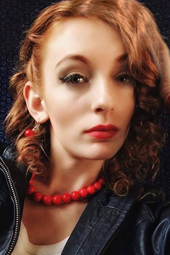 بازیگر Kristýna Lesáková  