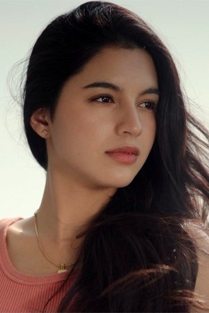 بازیگر Shelly Phetsai Chanruenang  