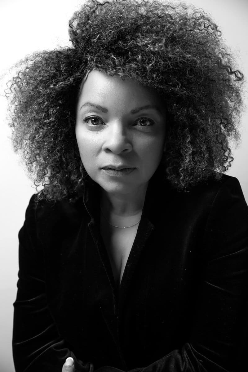 بازیگر Ruth E. Carter  