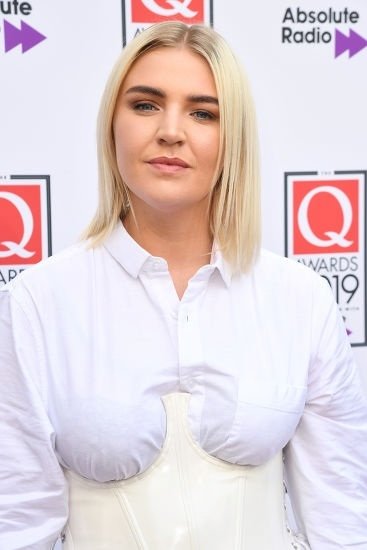 بازیگر Rebecca Lucy Taylor  