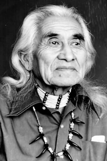 بازیگر Chief Dan George  