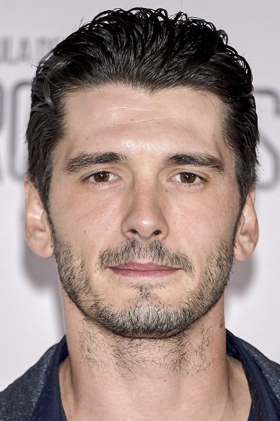 بازیگر Yon González  