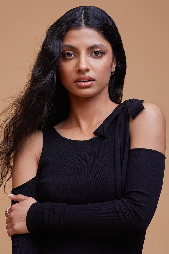 بازیگر Priya Kansara  