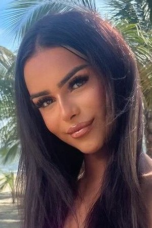بازیگر Yara-Nour de Klein  