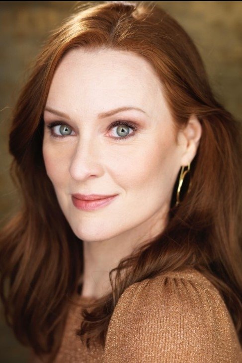 بازیگر Robyn Parrish  