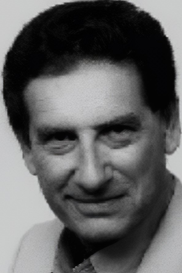 بازیگر Stuart Myers  