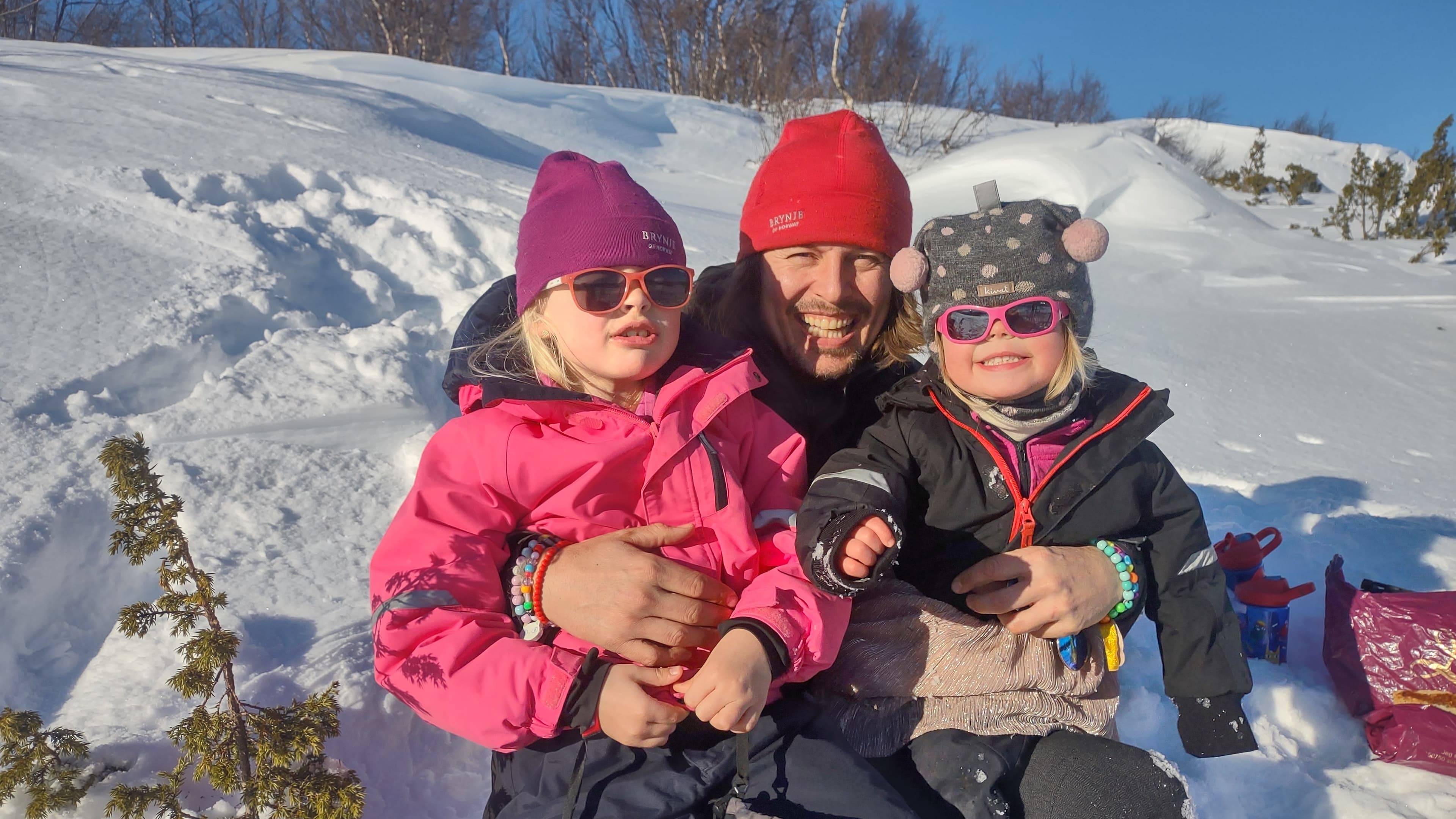 Mina, Lilje og meg|Mina, Lilje og meg