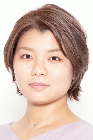 بازیگر 上田佳耶  