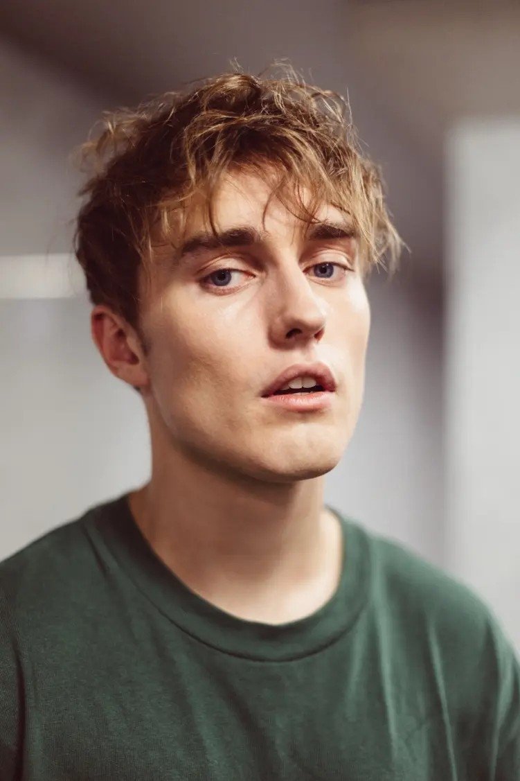 بازیگر Sam Fender  