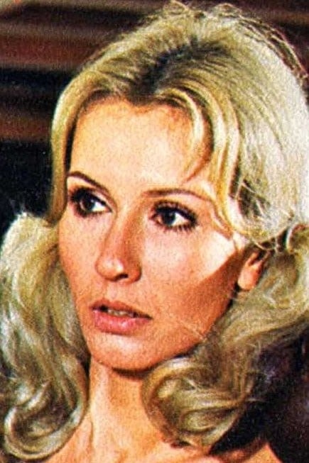 بازیگر Karin Hofmann  