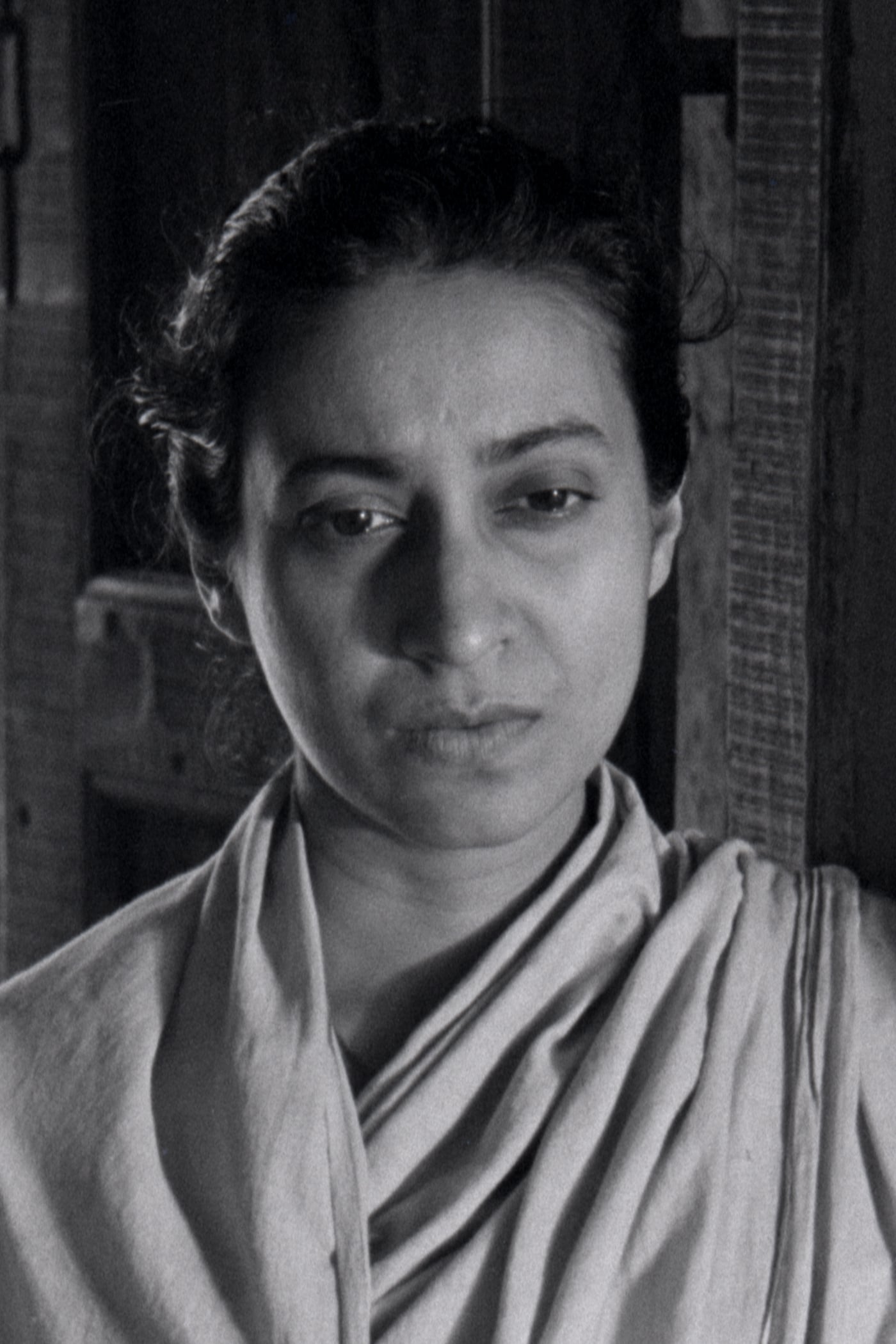 بازیگر Karuna Banerjee  