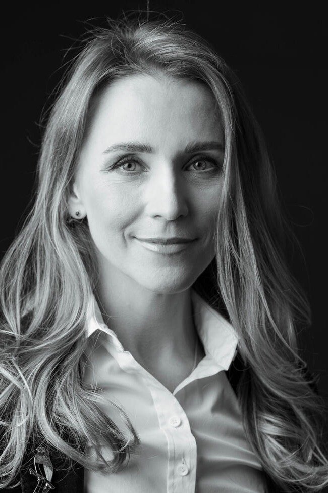 بازیگر Diana Mikita  