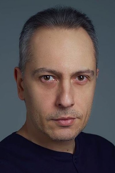 بازیگر Mert Tanık  