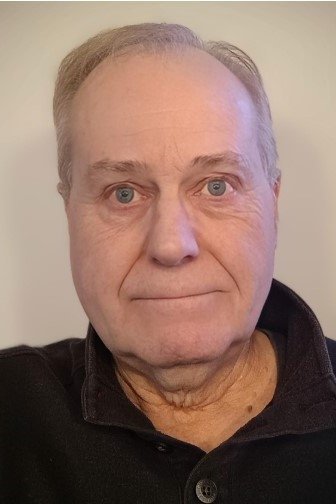 بازیگر Charles Coan  