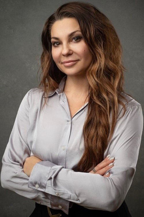 بازیگر Elisabeth Magalhaes  