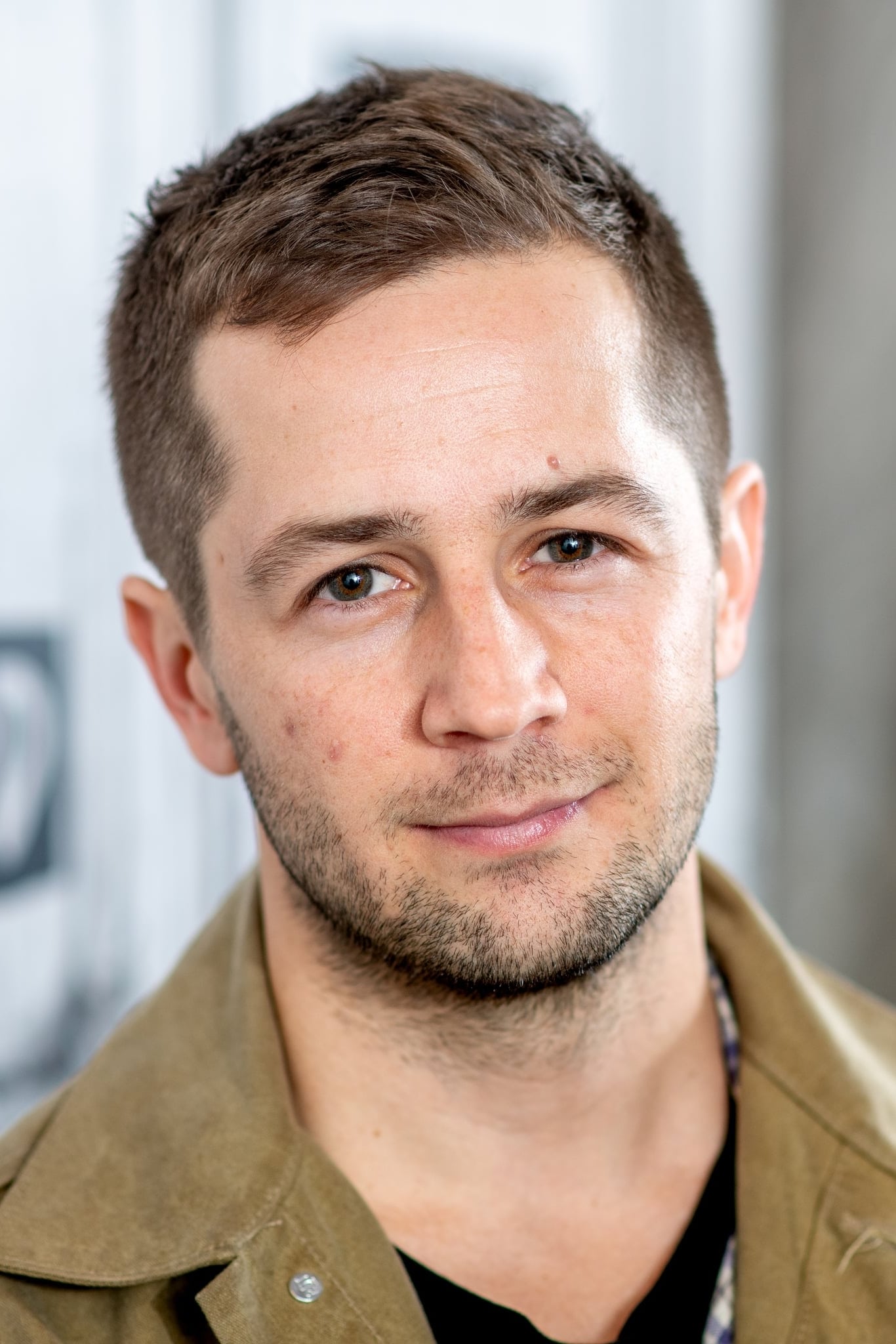 بازیگر Michael Angarano  