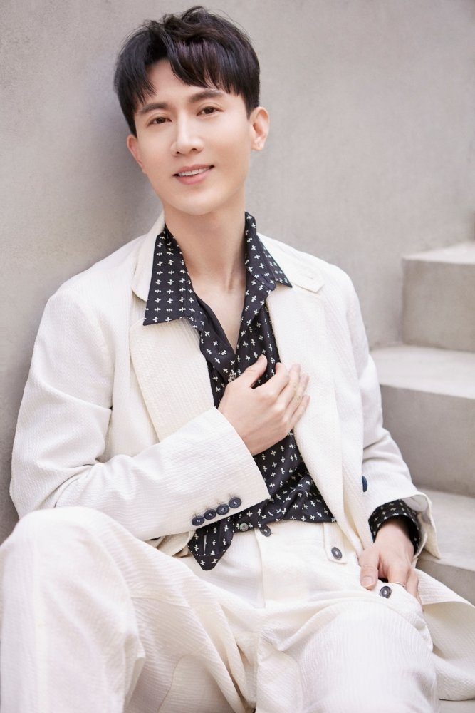 بازیگر Wang Longhua  
