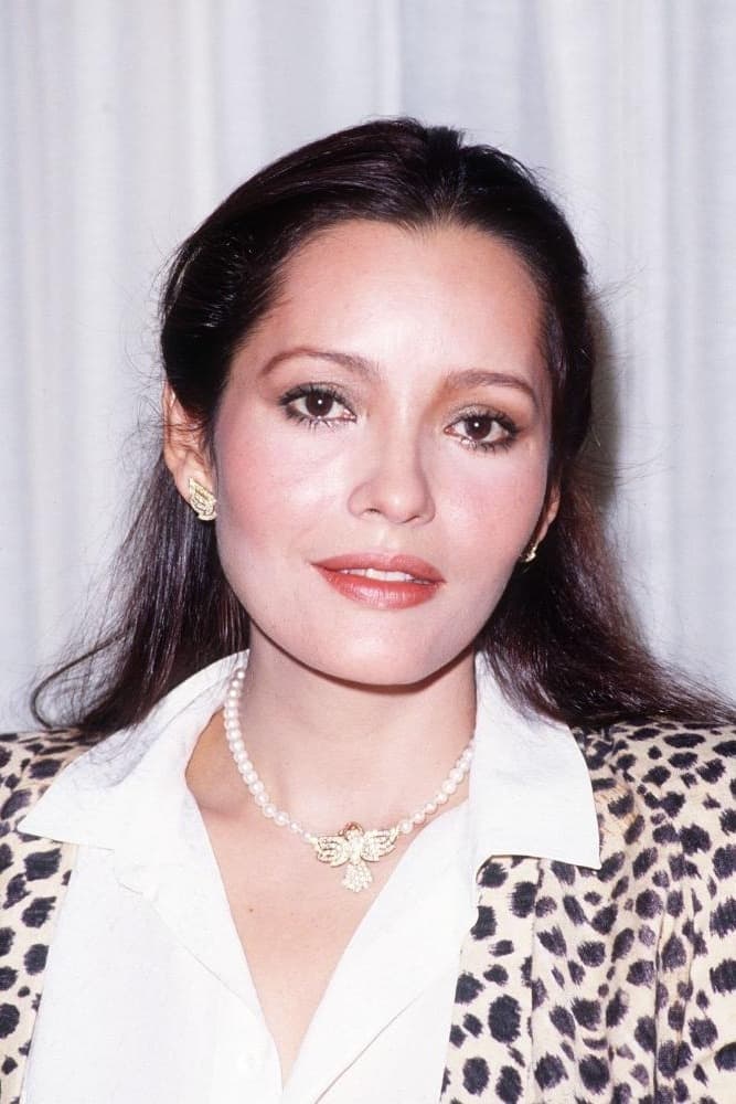 بازیگر Barbara Carrera  