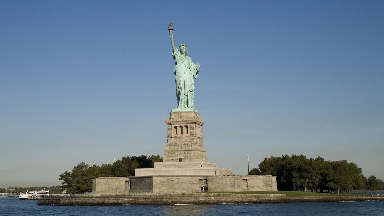 Lady by the Sea: The Statue of Liberty|Lady by the Sea: The Statue of Liberty