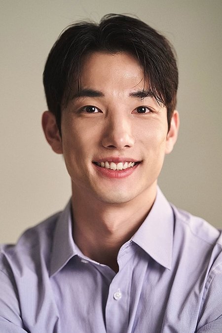 بازیگر Kim Tae-jin  
