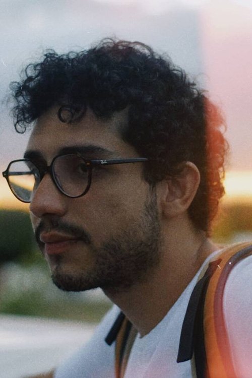 بازیگر Leônidas Oliveira  