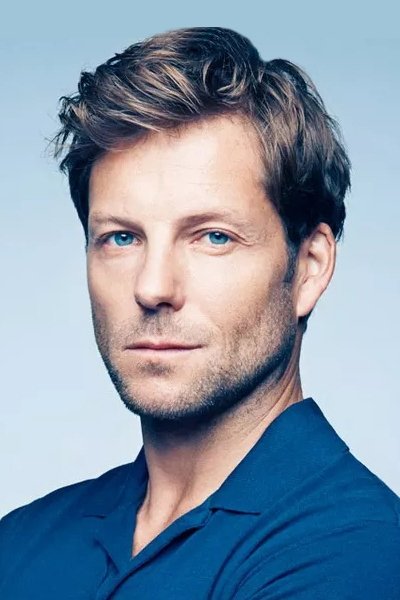 بازیگر Jamie Bamber  