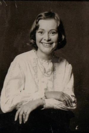 بازیگر Daphne Neville  