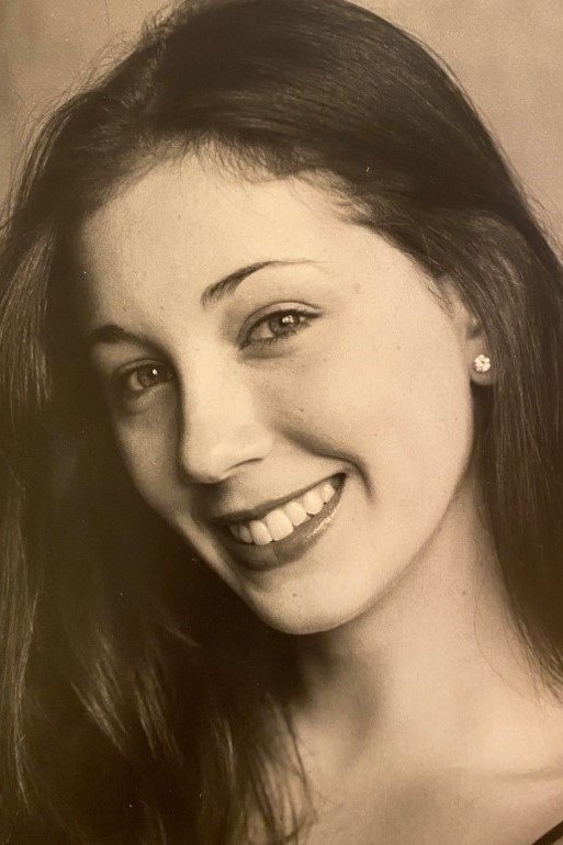 بازیگر Rebecca Azenberg  