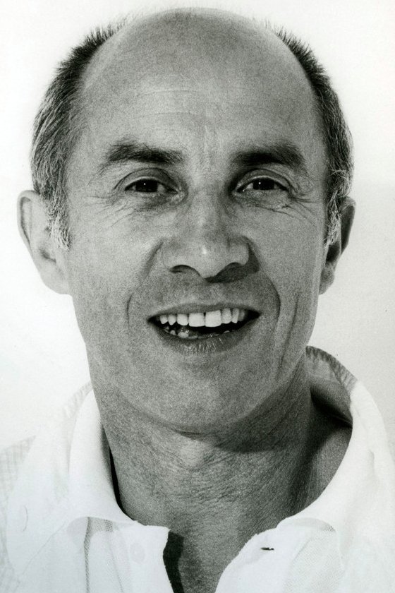 بازیگر André Courrèges  
