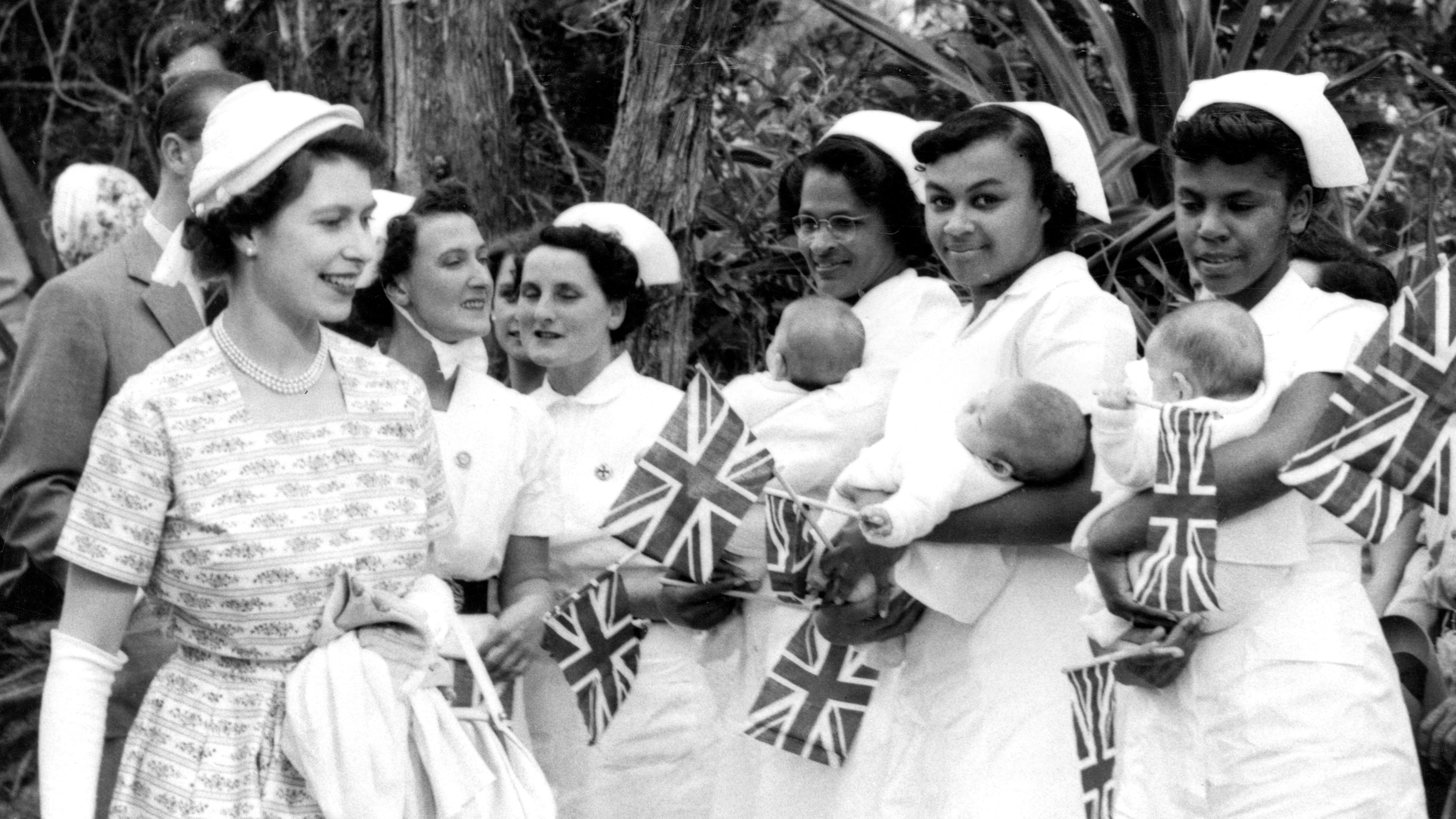 Elizabeth: Fashioning a Monarch|Elizabeth: Fashioning a Monarch
