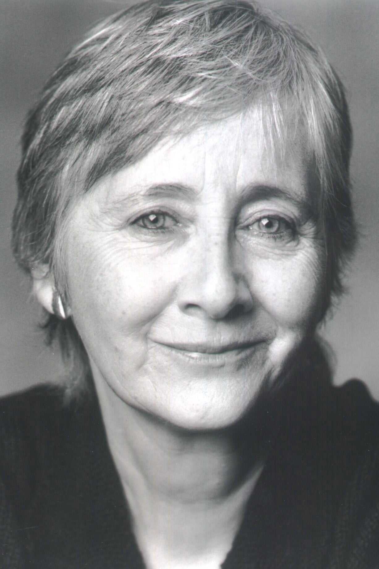 بازیگر Gemma Jones  